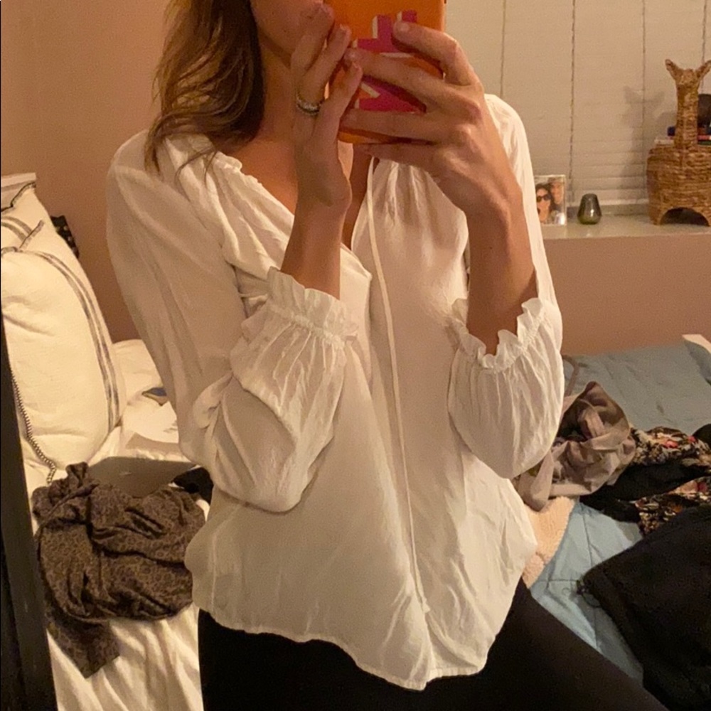 Velvet by Graham & Spencer Blouse!